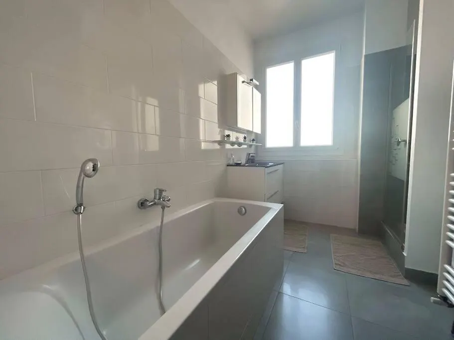 Gustave - Charming Eiffel Tower Appartement - Париж